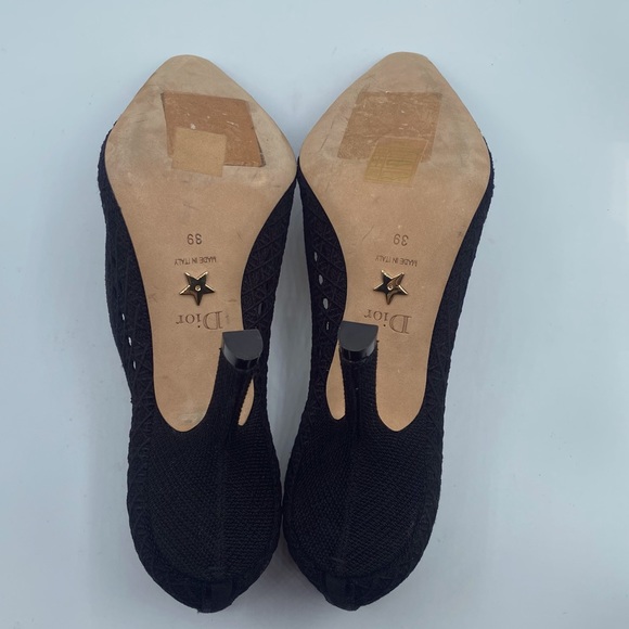 Christian Dior Capture Lace Pumps - Picture 10 of 10